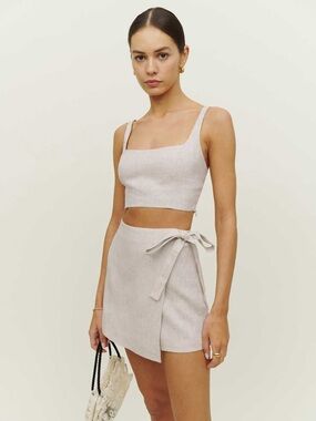 Reformation linen crop top in oatmeal
